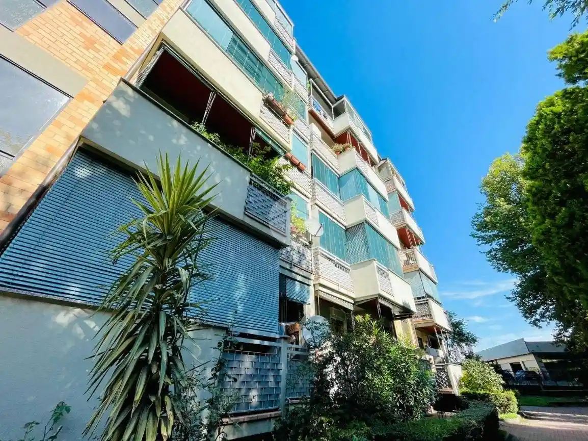 Appartamento in vendita a Monza