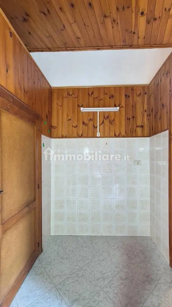 Open space via Montello, Centro, Caronia - foto 4