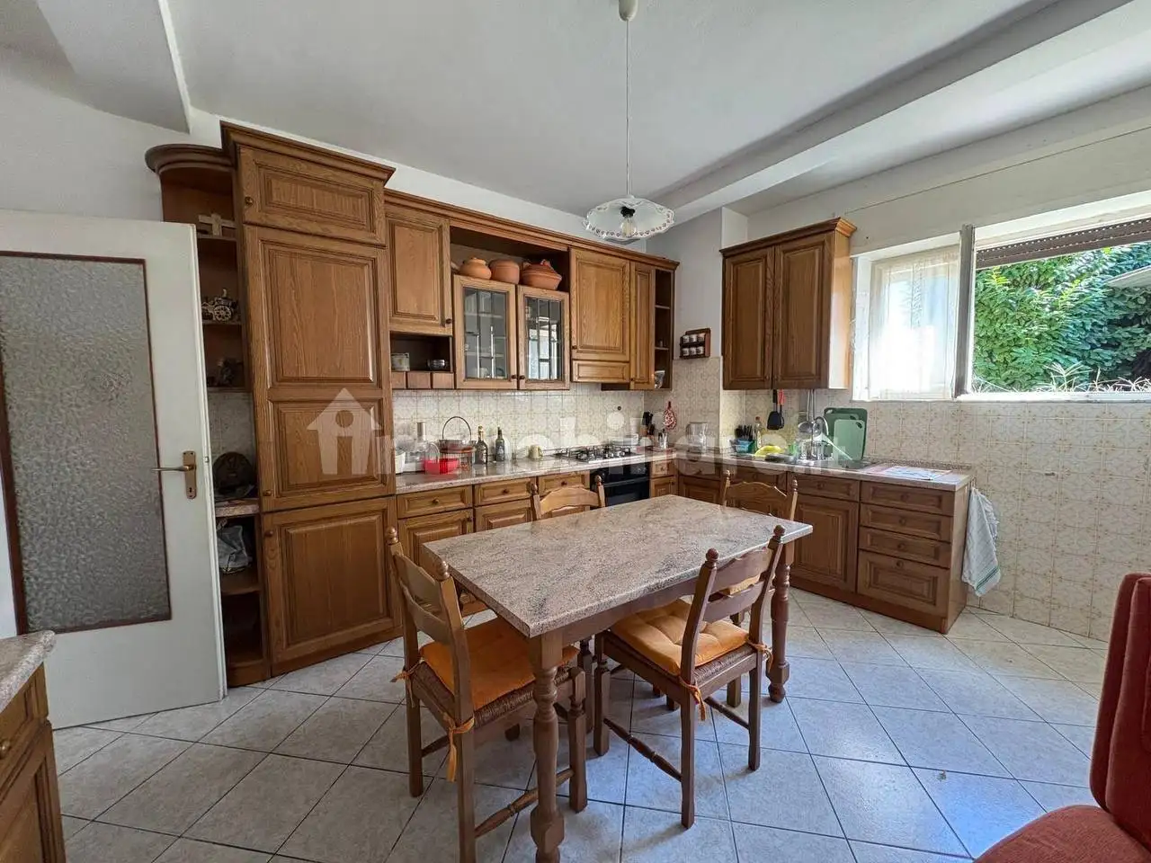 Villa bifamiliare via Lario 4, Centro, Castronno - foto 2