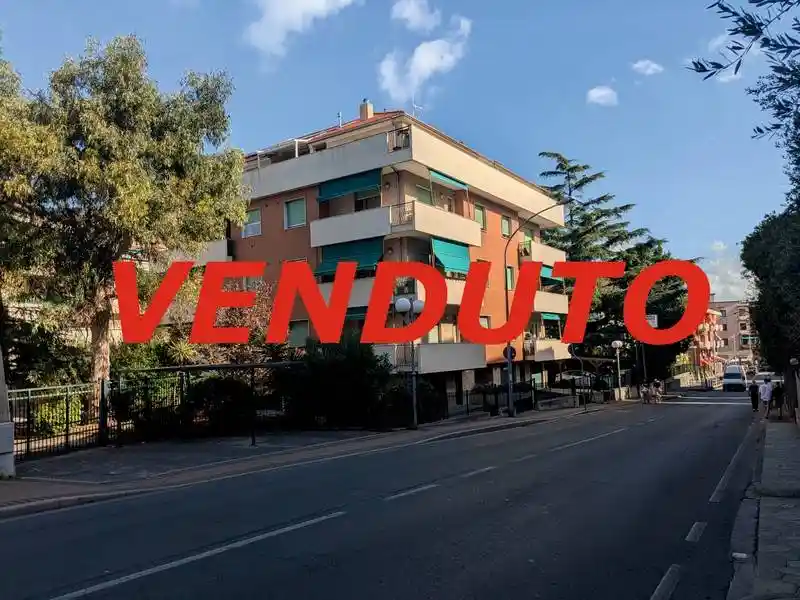 Appartamento in vendita a Ceriale