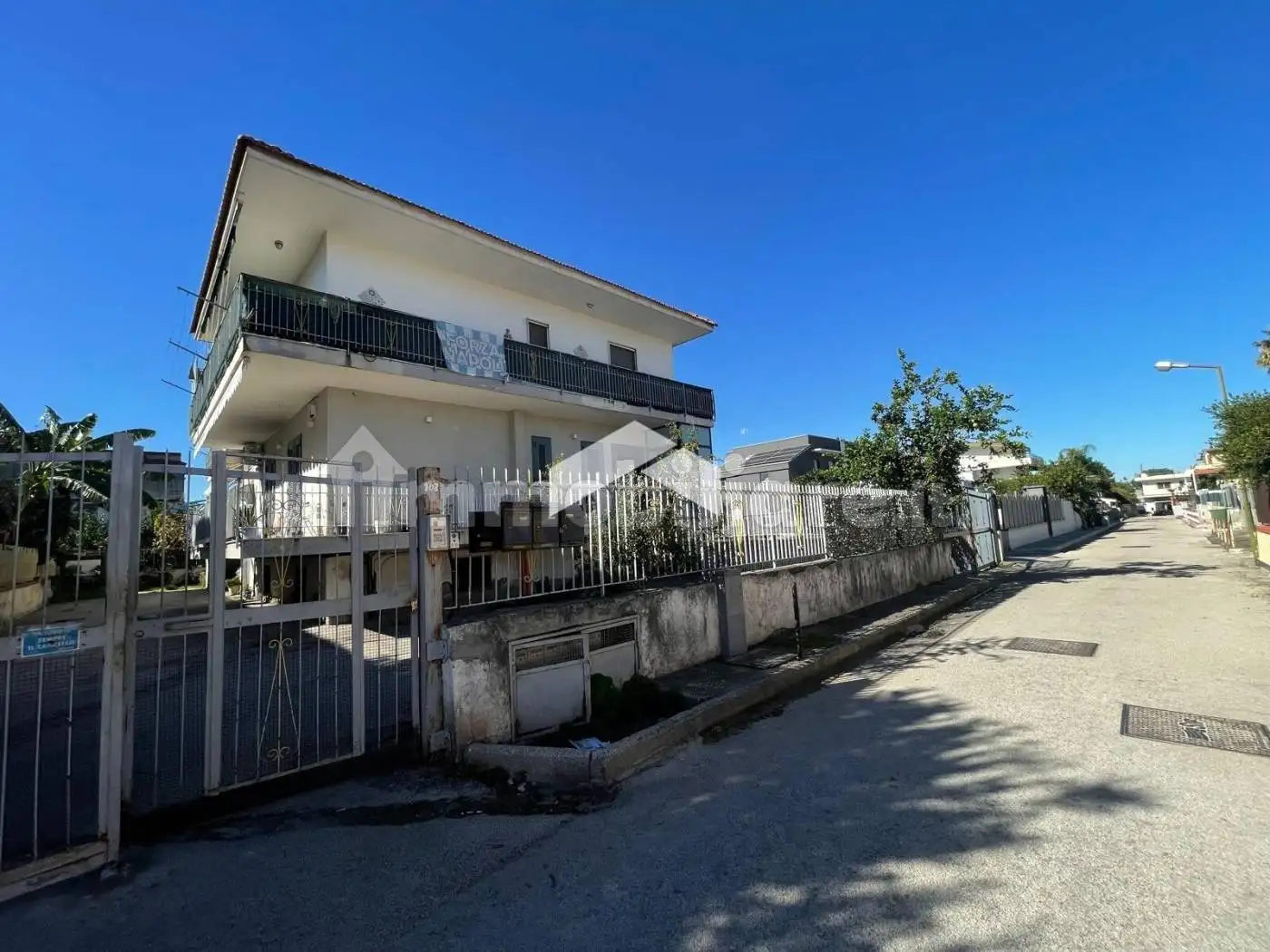 Appartamento in vendita a Pollena Trocchia