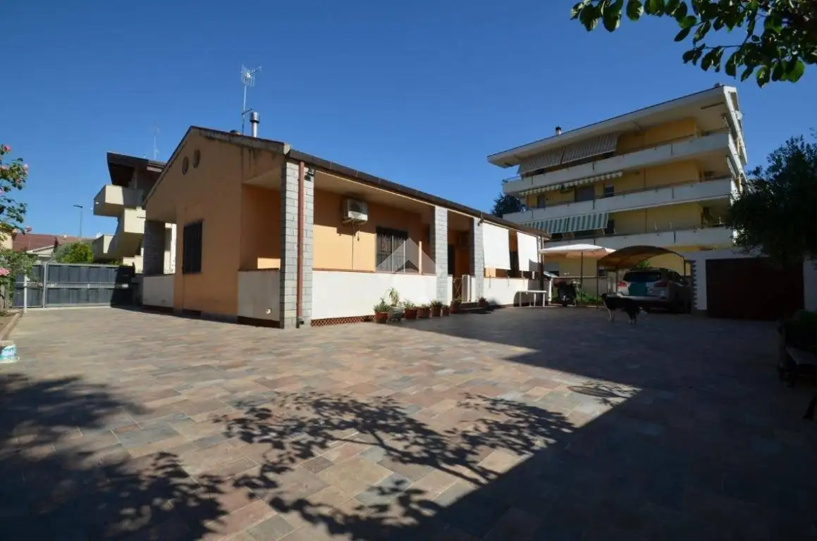 Villa in vendita a Montesilvano