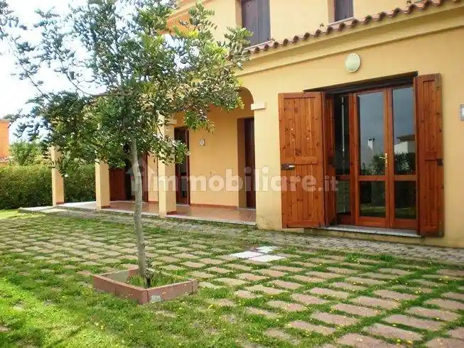 Appartamento in vendita a San Teodoro