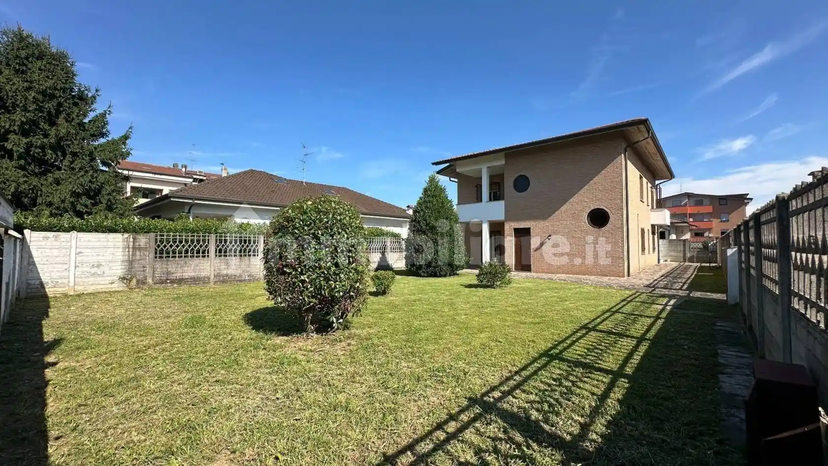 Villa in vendita a Solaro