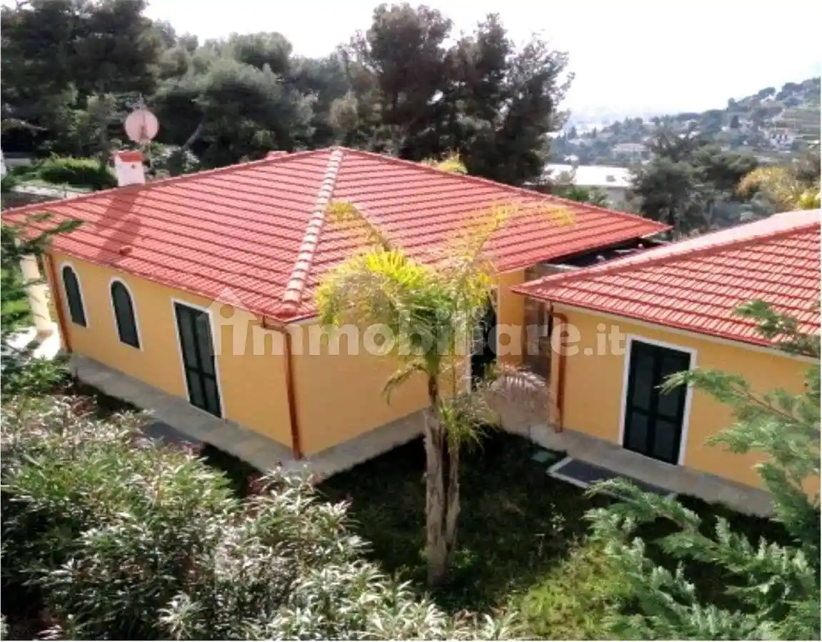 Villa unifamiliare, nuova, 196 m², Zona Collinare, Bordighera - foto 2