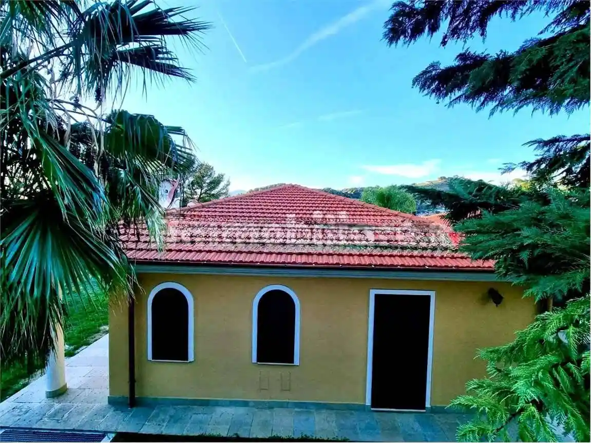 Villa unifamiliare, nuova, 196 m², Zona Collinare, Bordighera - foto 3