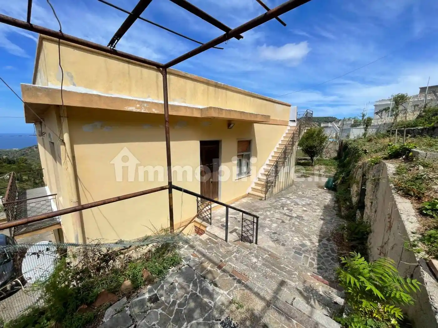 Appartamento in vendita a Messina