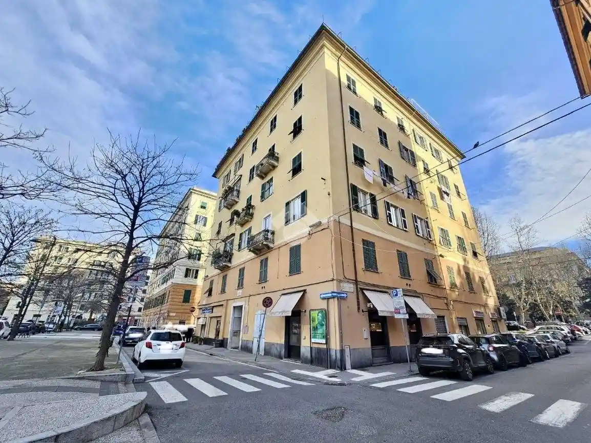 Appartamento in vendita a Genova