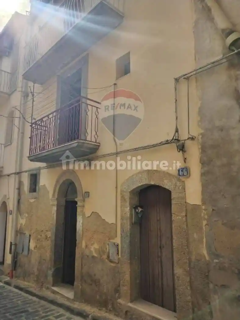 Casa indipendente in vendita a Caltagirone