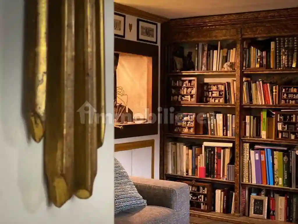 Quadrilocale piazzale Giuseppe Garibaldi 12, Centro, Castiglion Fiorentino - foto 4