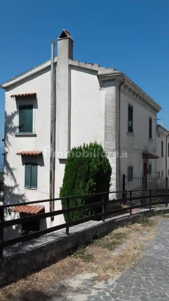 Villa in vendita a Pettoranello del Molise