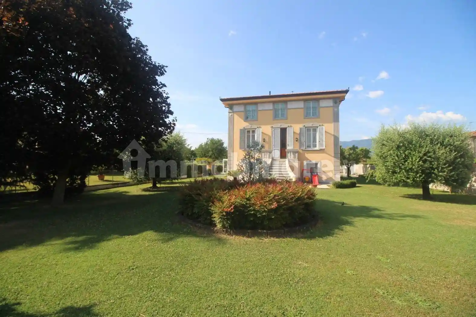 Villa in vendita a Lucca