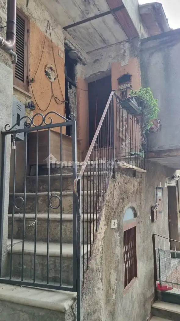 Appartamento in vendita a Poggio Catino