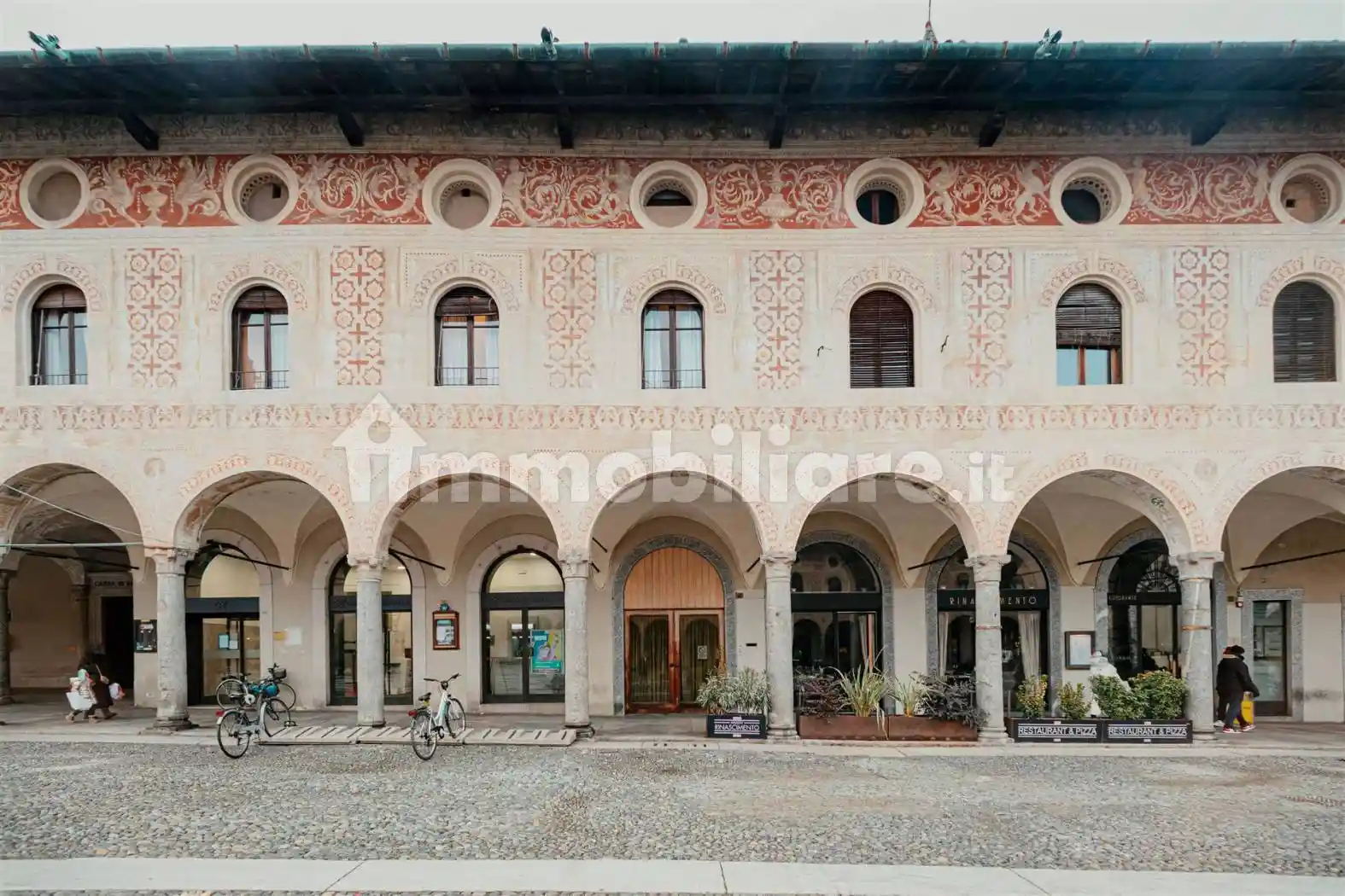 Palazzo - Edificio in vendita a Vigevano