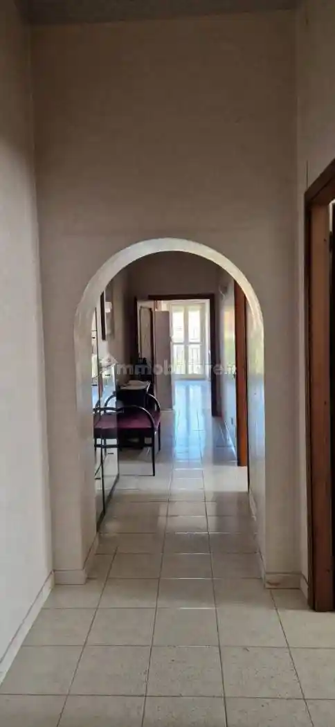 Trilocale via Sebastiano Silvestri 39, Centro Storico, Genzano di Roma - foto 2