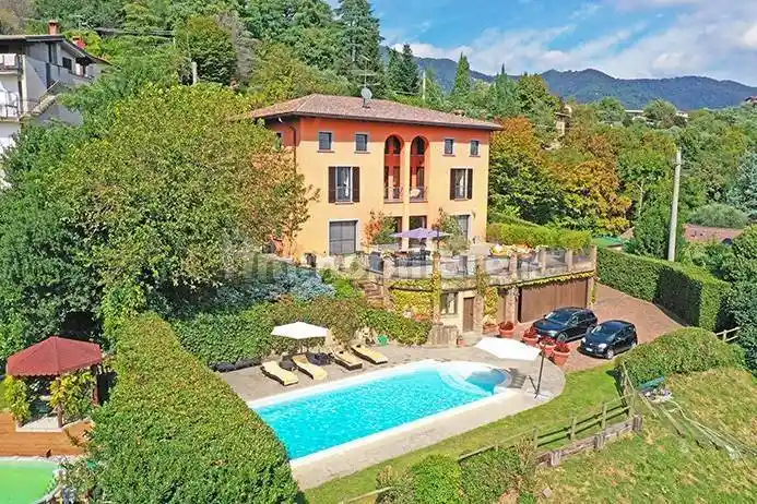 Villa in vendita a Cenate Sotto
