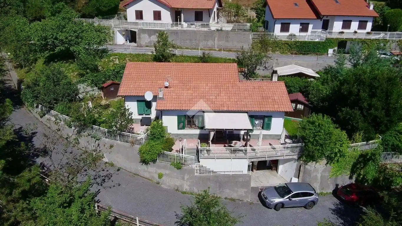 Villa in vendita a Magliolo