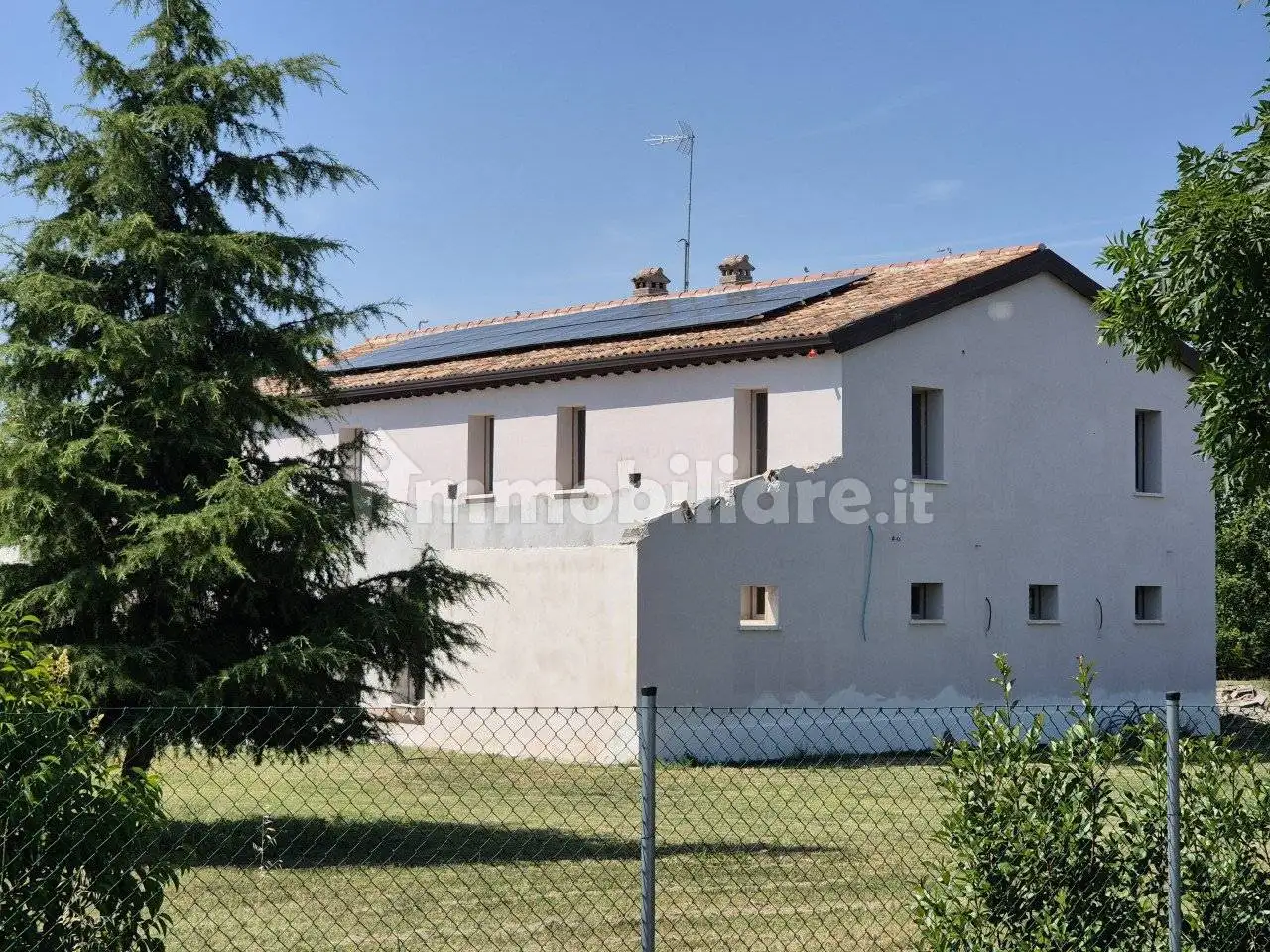 Villa in vendita a Cesena
