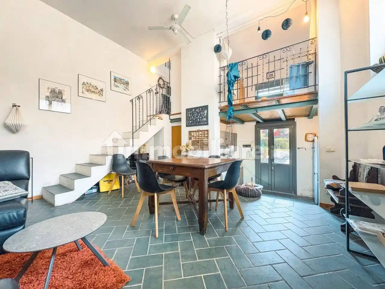 Casa indipendente in vendita a Oleggio Castello