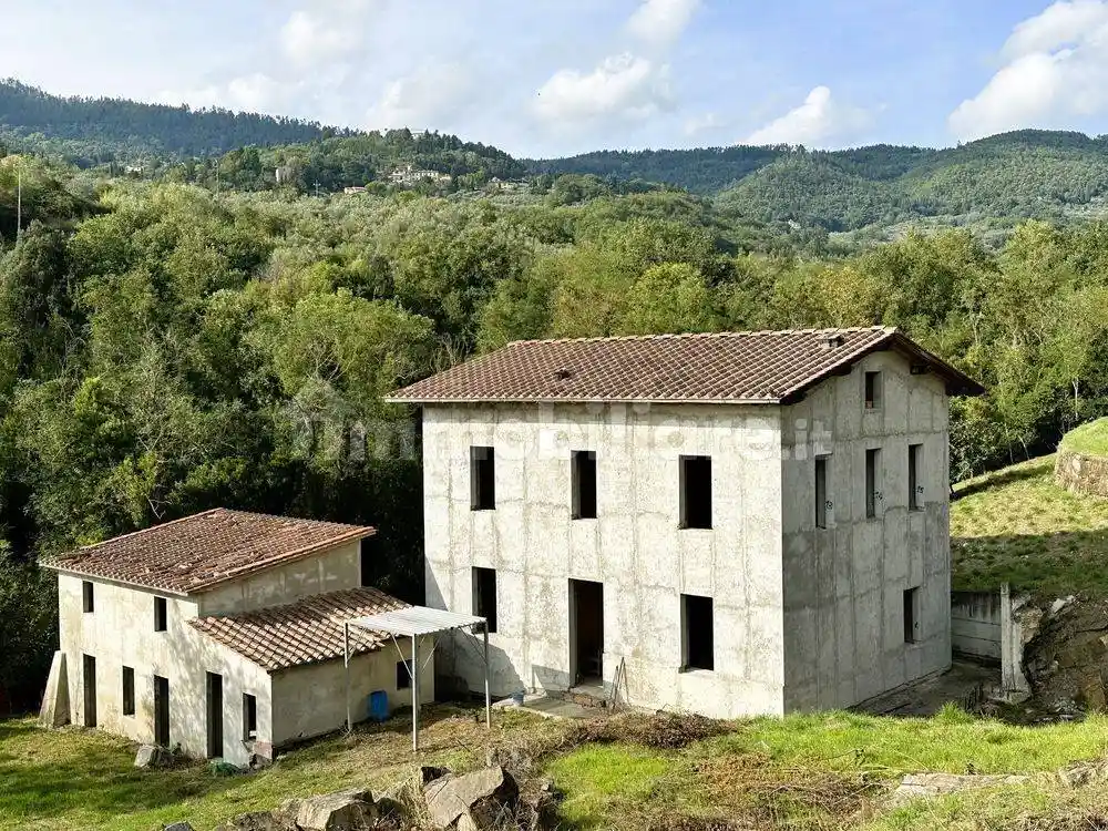 Villa in vendita a Sesto Fiorentino