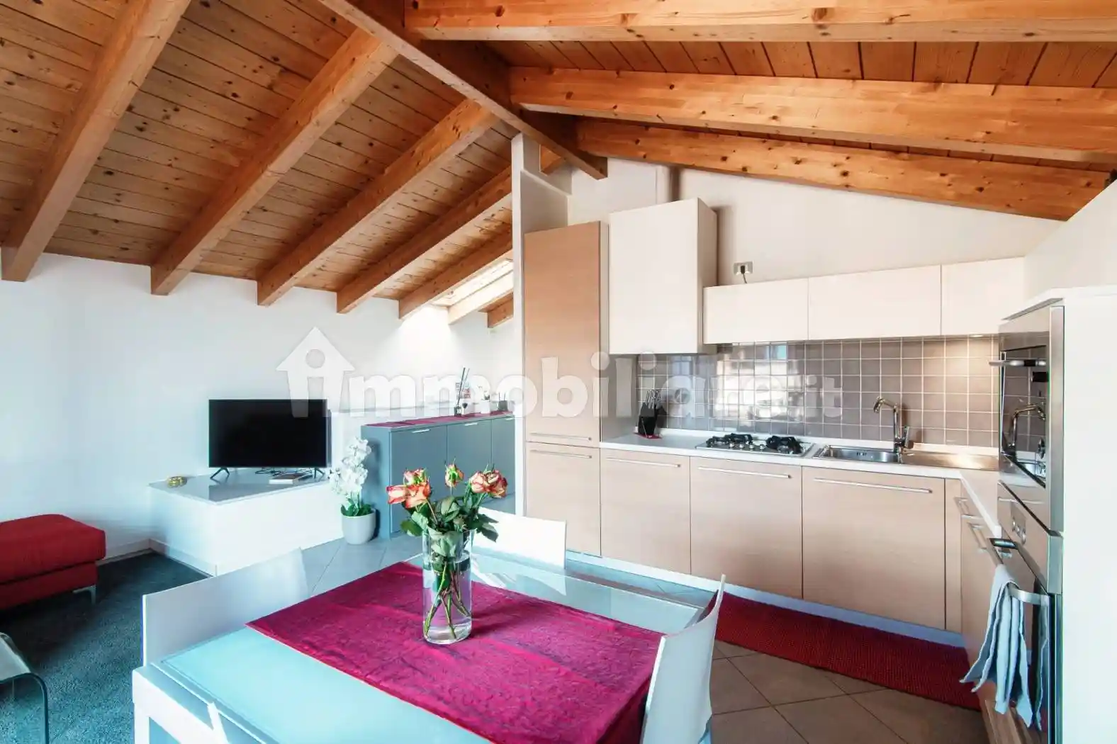 Appartamento in vendita a Montano Lucino