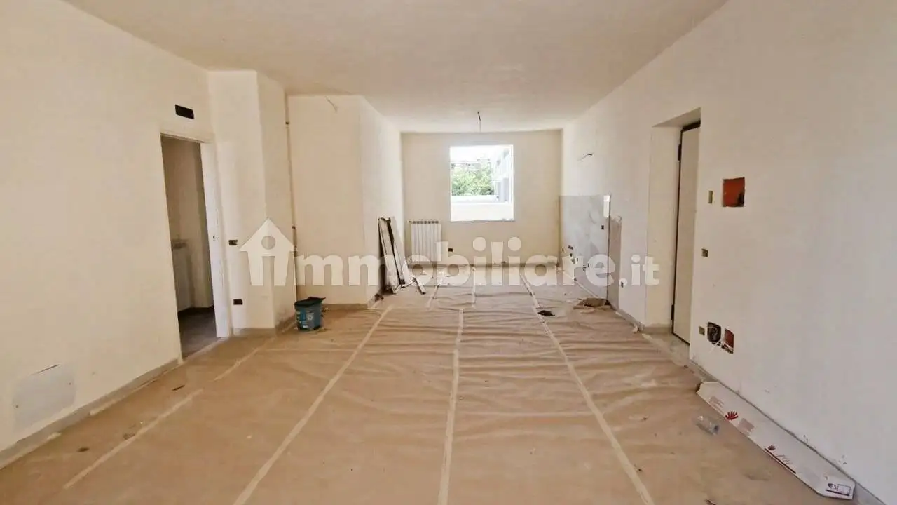 Appartamento in vendita a Cesa