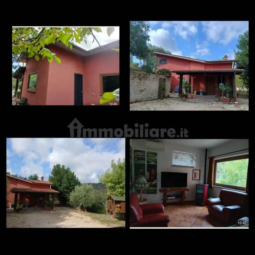 Villa in vendita a Castelnuovo di Porto