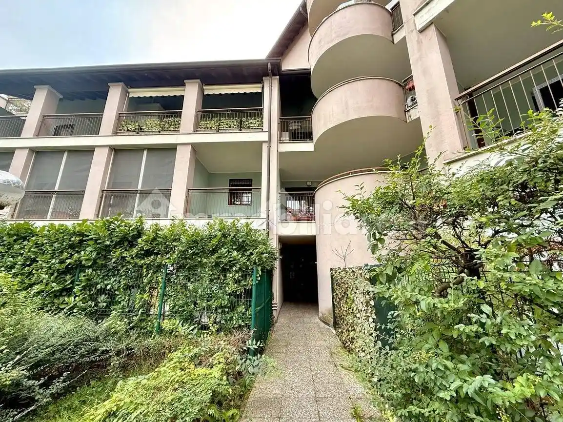 Bilocale via don giovanni calabria 24, Cimiano, Milano - foto 2