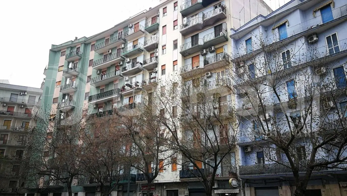 Appartamento in affitto a Taranto