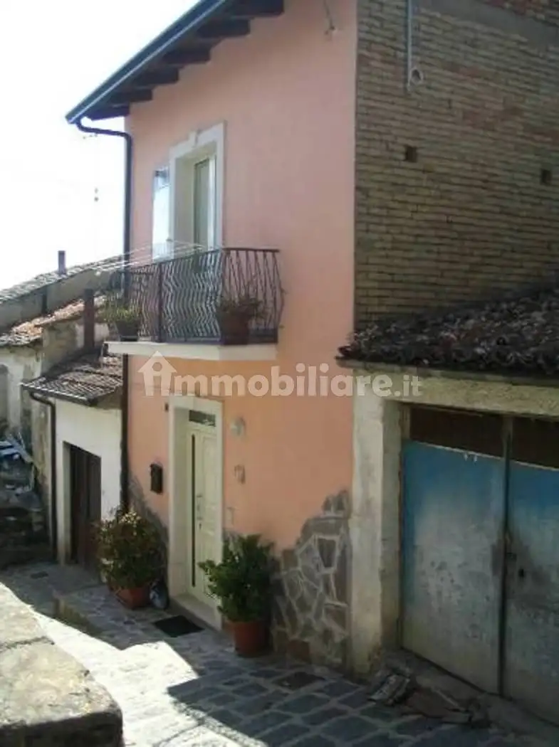 Villa unifamiliare via Piave No Number, Bonito - foto 4