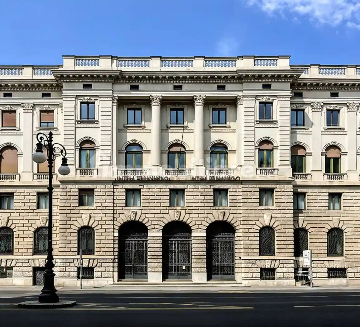 Palazzo - Edificio in vendita a Trieste