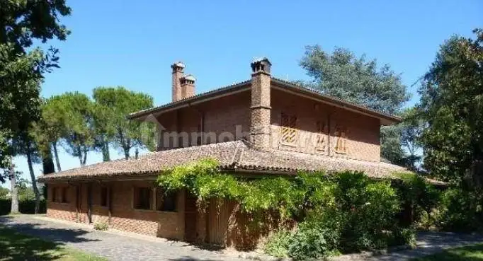 Rustico - Casale in asta a Cesena