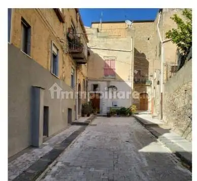 Appartamento in asta a Leonforte