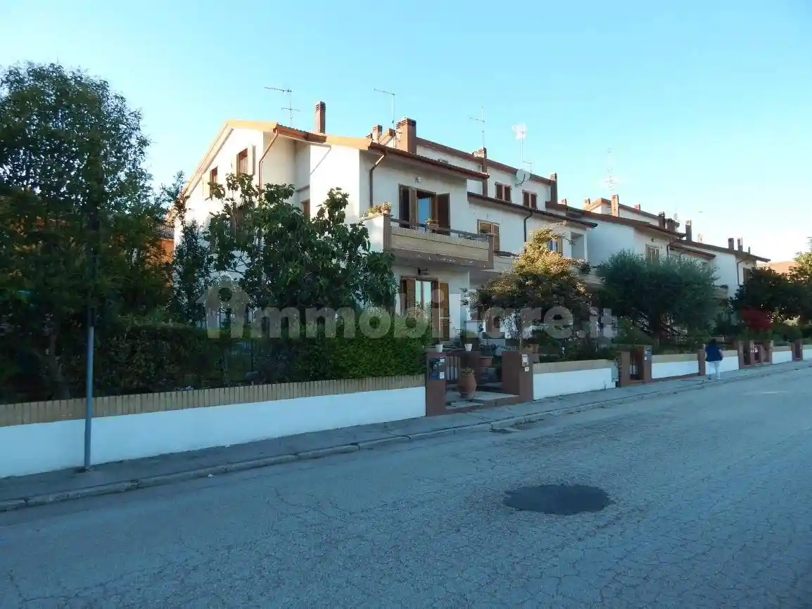 Appartamento in vendita a Colli al Metauro