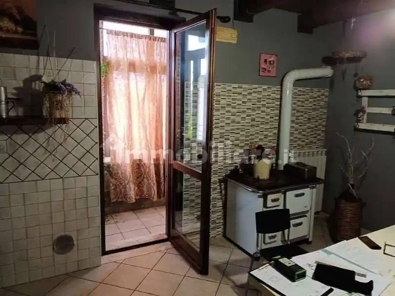 Appartamento all'asta via querceto n 8 Sant'Angelo a Scala, Sant'Angelo a Scala - foto 3