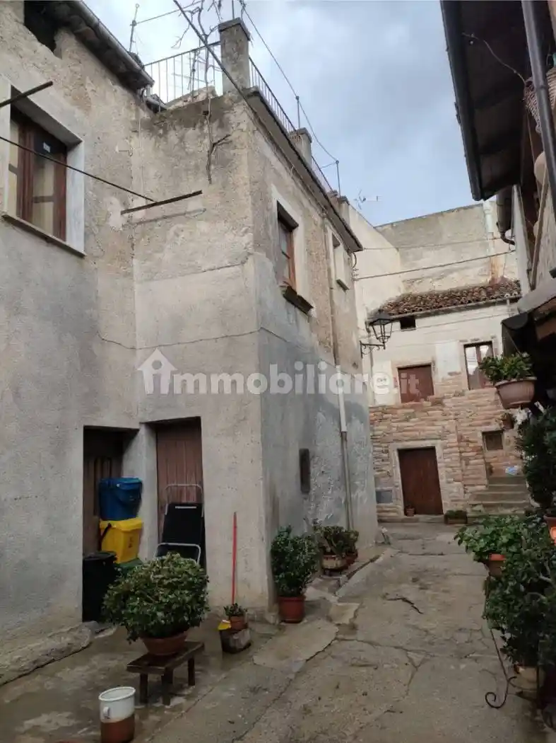 Casa indipendente all'asta via G DE ROSE 15 - 87012 Castrovillari, Castrovillari - foto 2