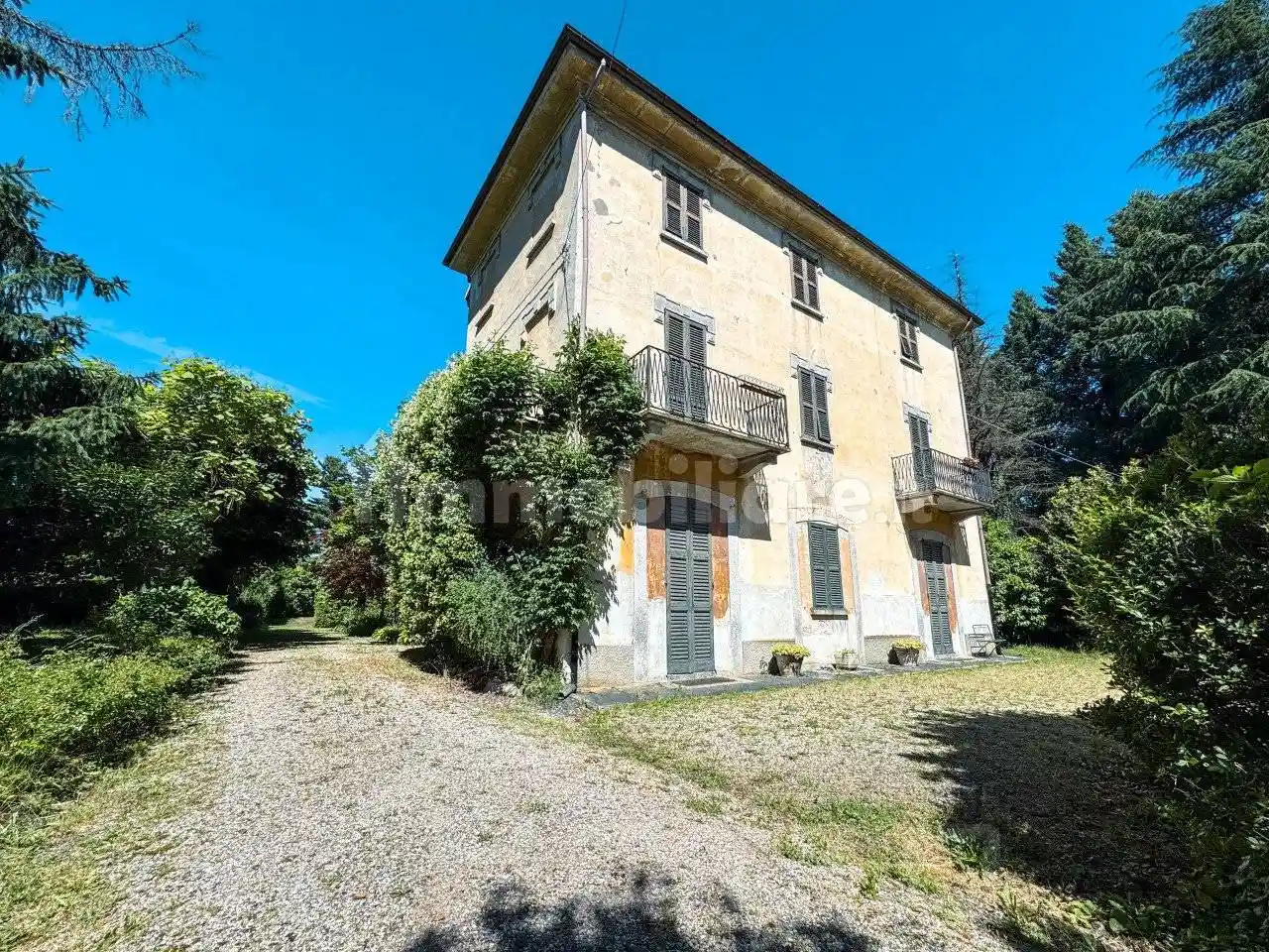 Villa in vendita a Gozzano