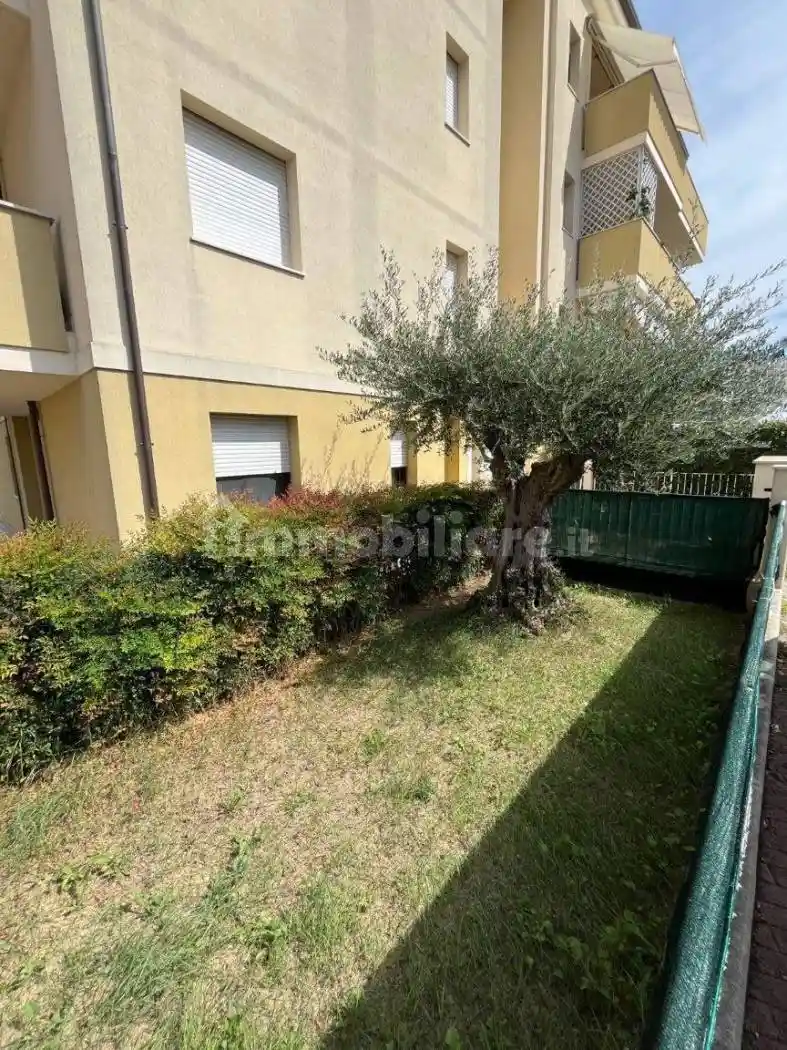 Palazzo - Edificio in Vendita - foto 2