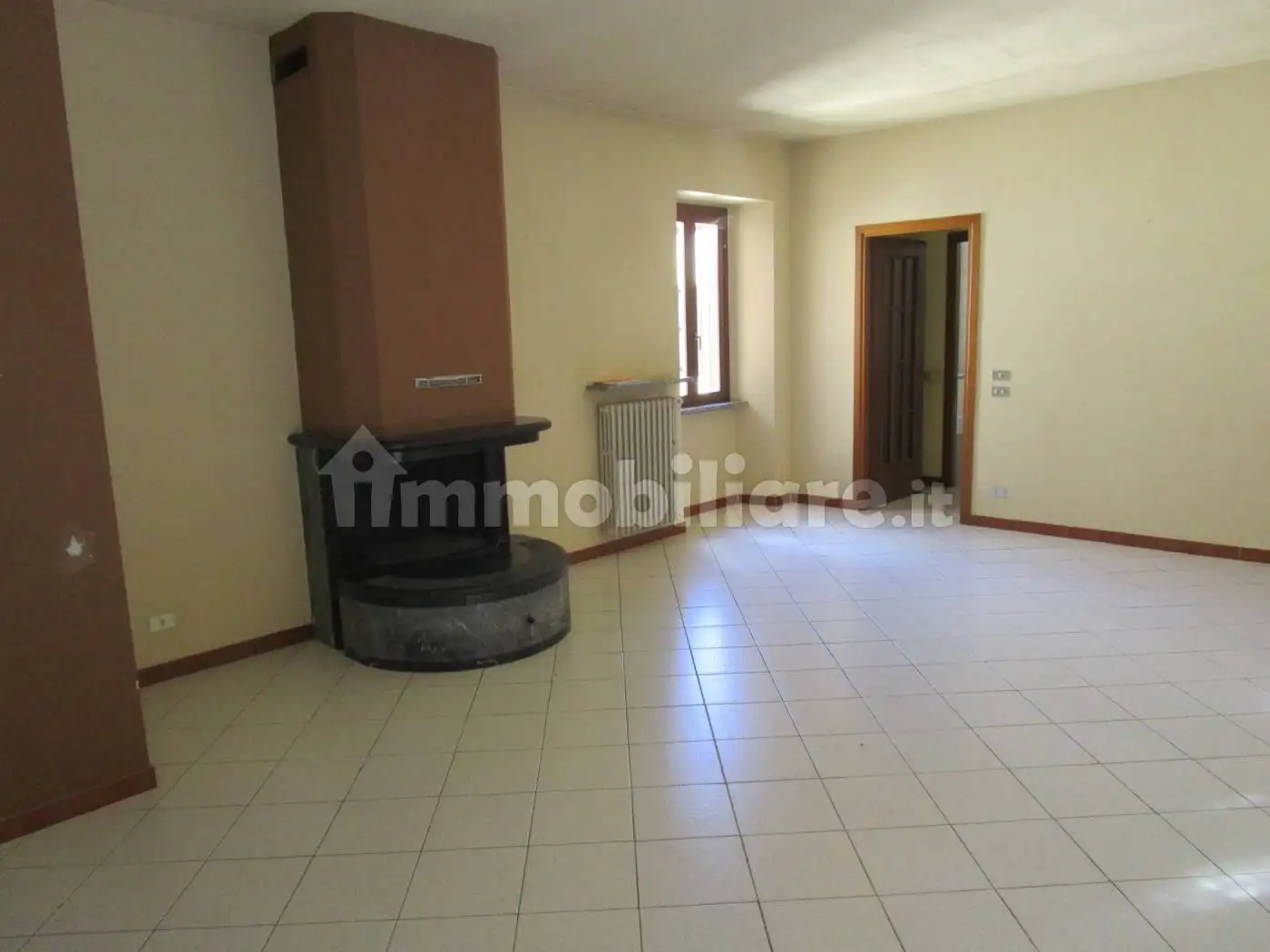 Trilocale ottimo stato, secondo piano, Centro, Vigevano - foto 3