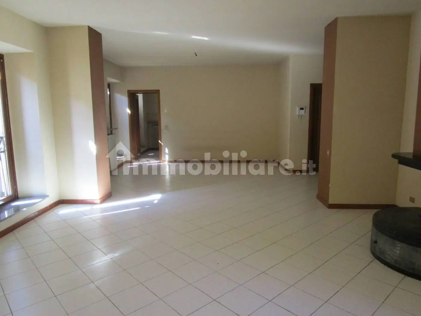 Trilocale ottimo stato, secondo piano, Centro, Vigevano - foto 5