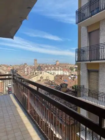 Trilocale piazza Pietro Zaninelli, Centro Storico, Lodi - foto 2