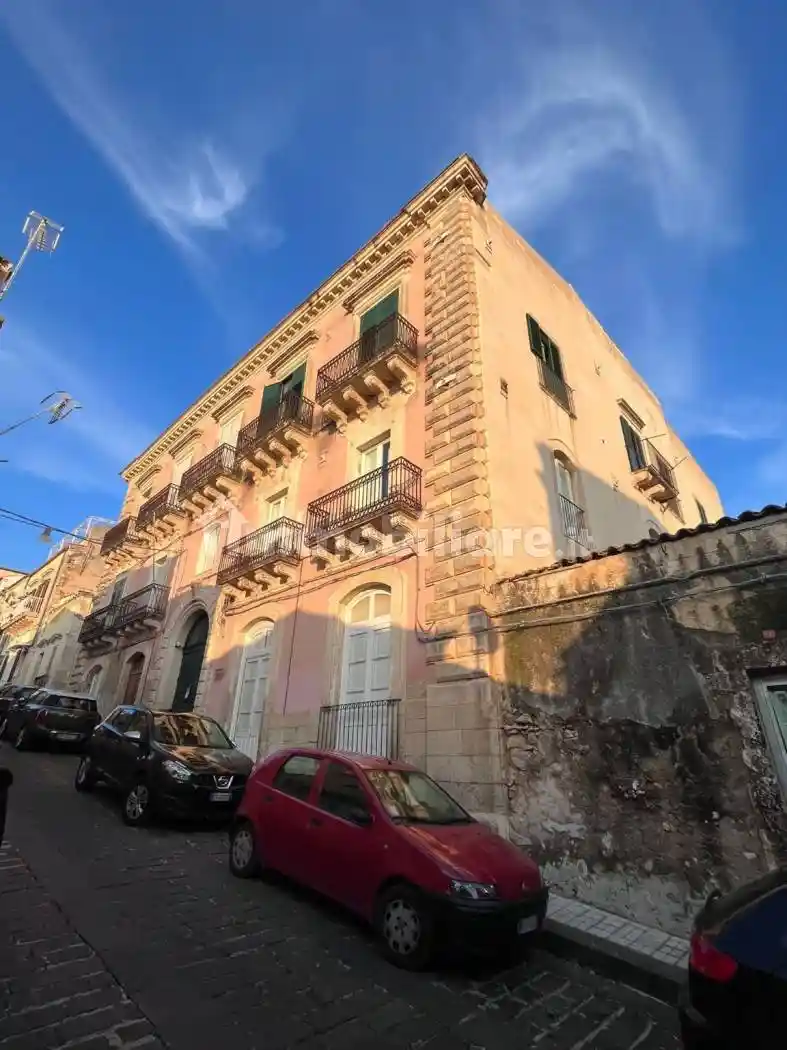 Appartamento in vendita a Noto