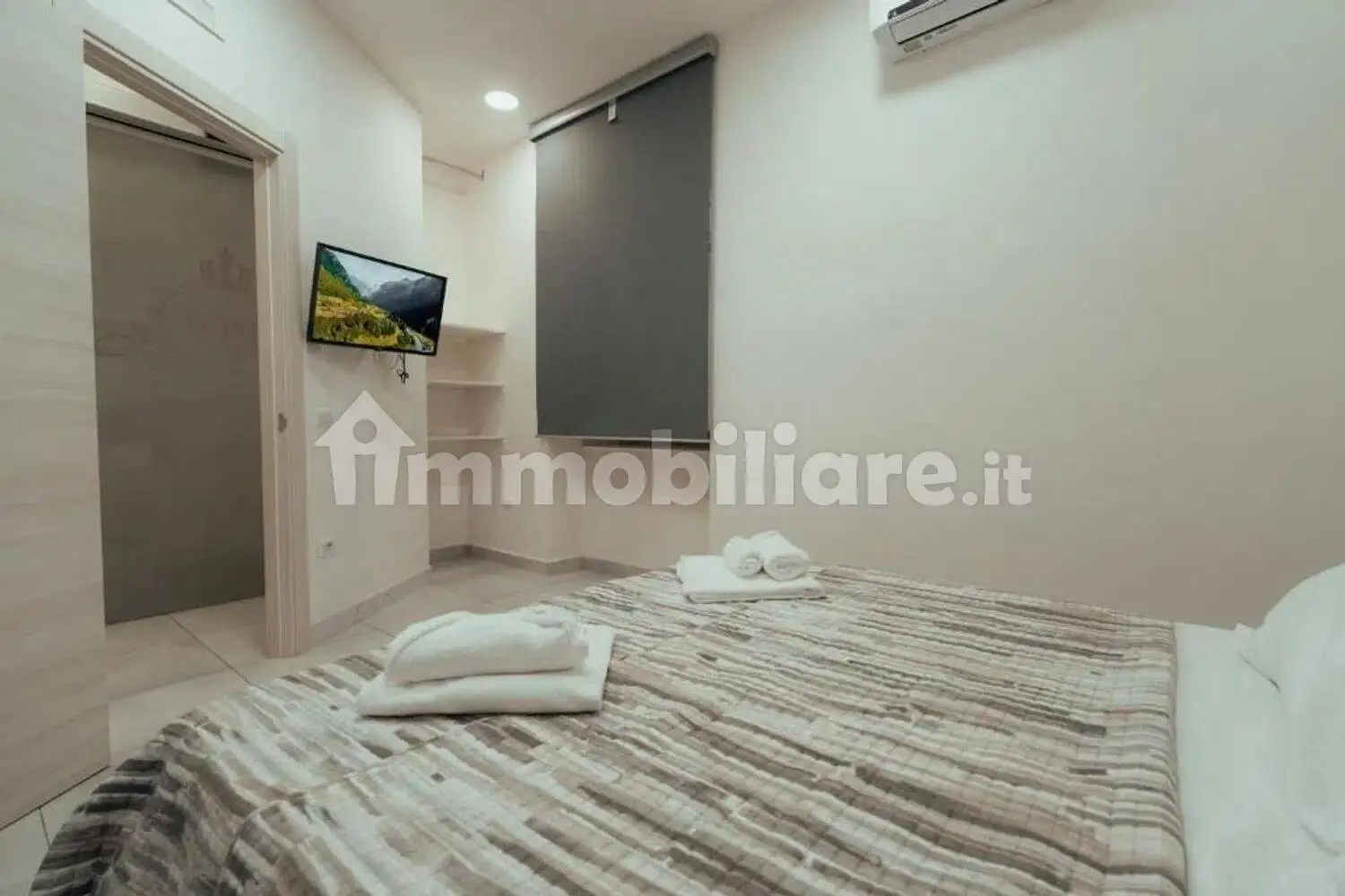 Appartamento in affitto a Napoli