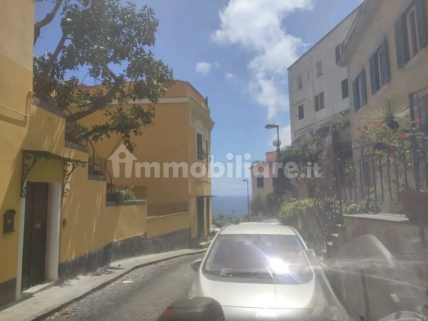 Appartamento in affitto a Napoli