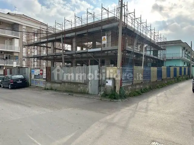 Palazzo - Edificio in Affitto - foto 2