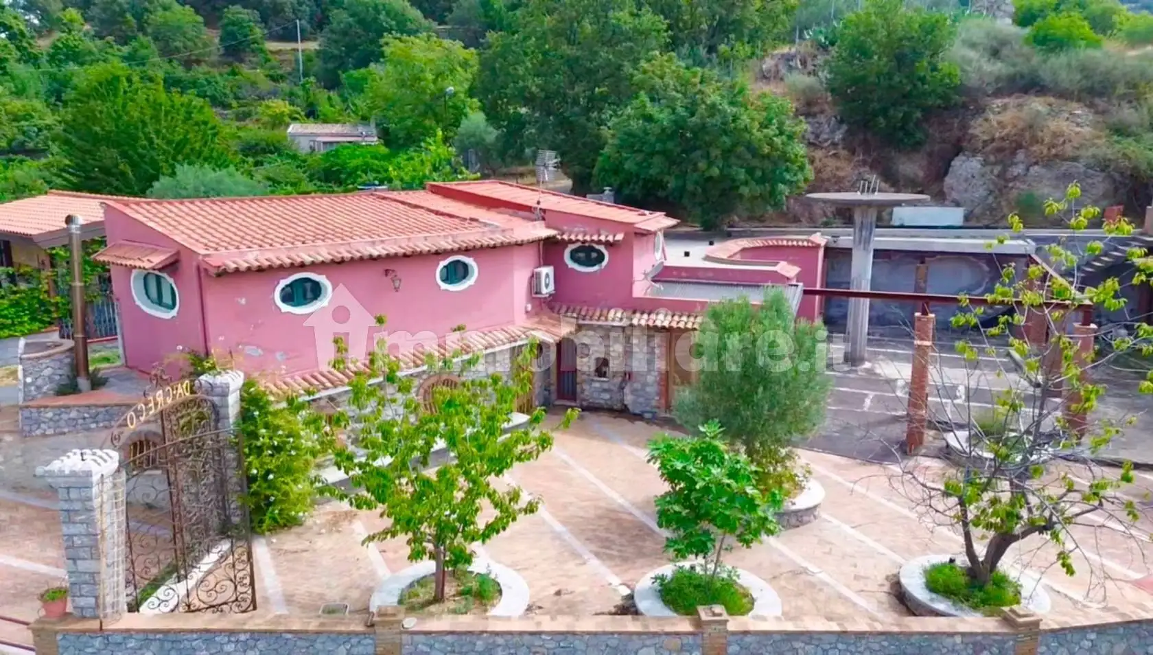 Palazzo - Edificio in Vendita - foto 2