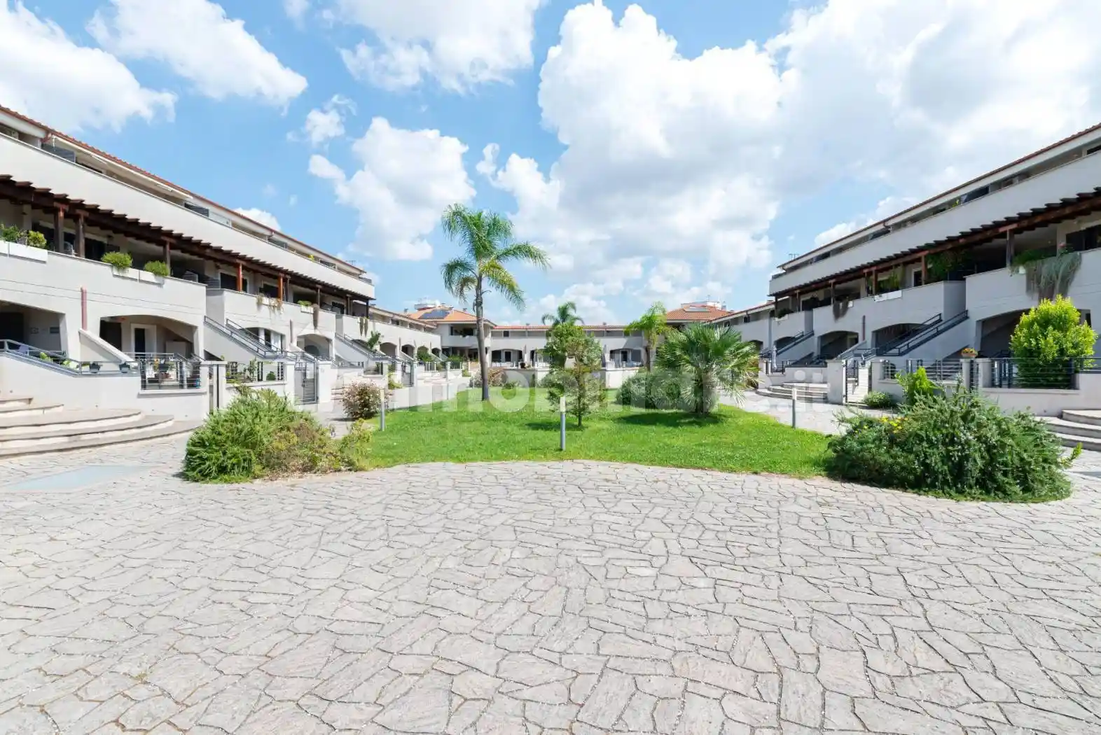 Trilocale via Bielorussia 33, Casal Bernocchi, Roma - foto 2