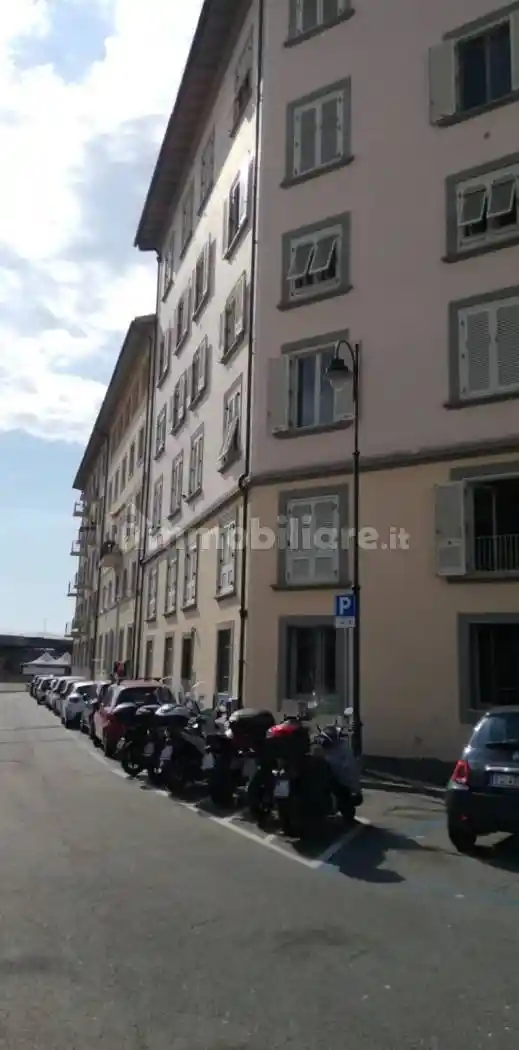 Appartamento in vendita a Livorno