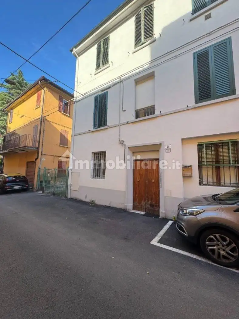 Appartamento in vendita a Bologna