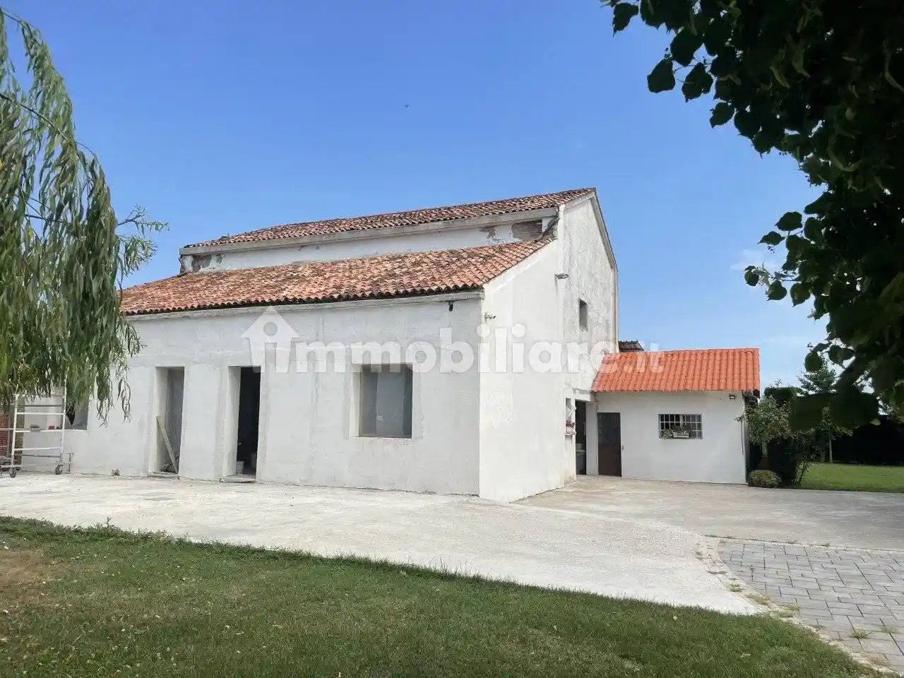 Casa indipendente in vendita a Correzzola